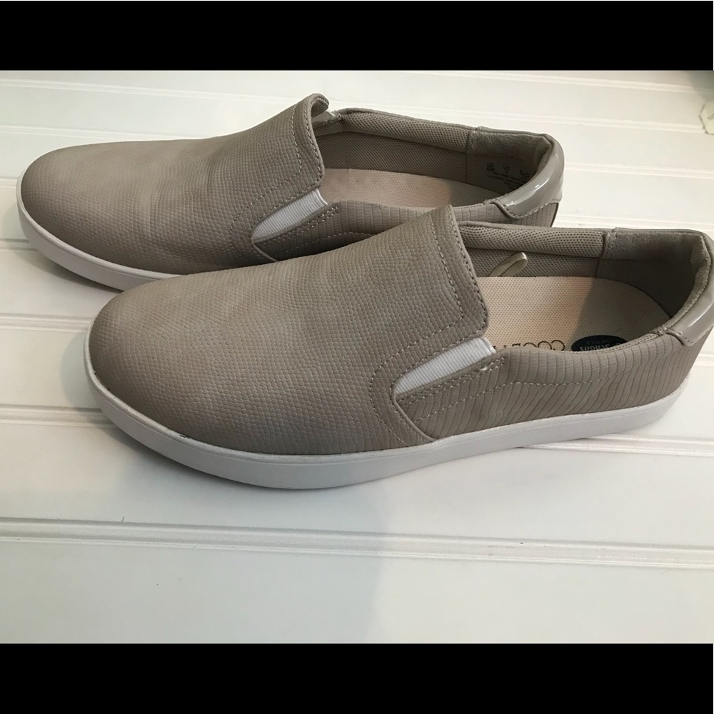 Dr. Scholl’s slip on shoes